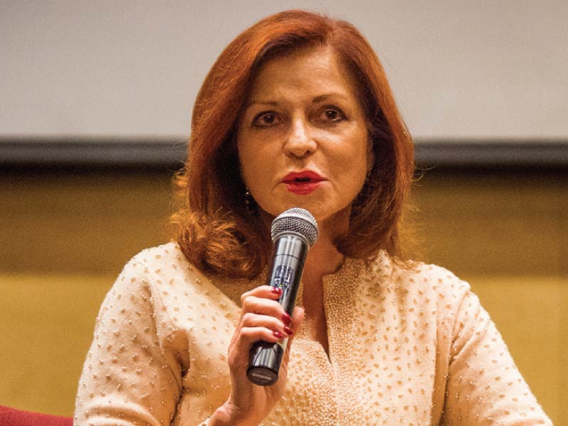  New York Times columnist Maureen Dowd discusses the 2016 election at Tulane University. 