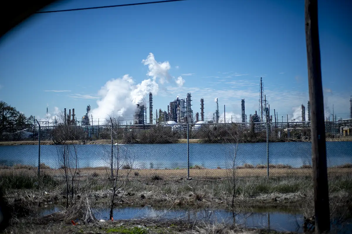 Shell Norco spewing polution into the Environment. Photo Paula Burch-Celentano