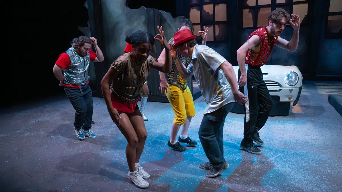 Tulane Undergraduate Students Perform in Mr Burns, A Post-Apocalyptic Play