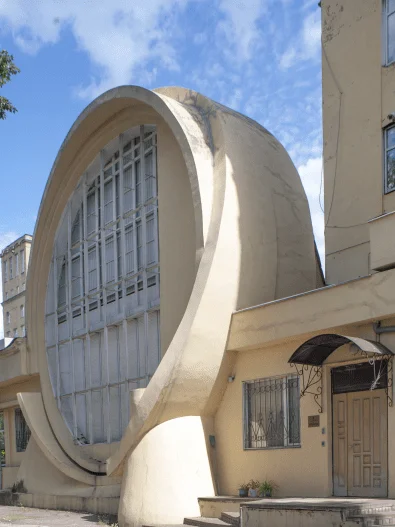 Gosplan Garage, Moscow Architect Konstantin Melnikov, 1936  Photography by William Brumfield, 2018