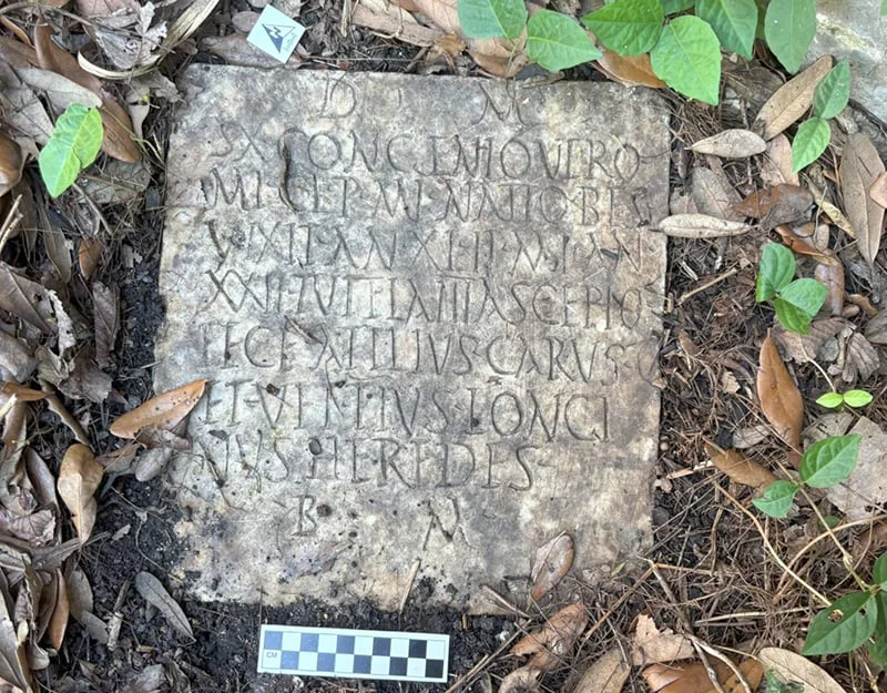 Roman grave marker