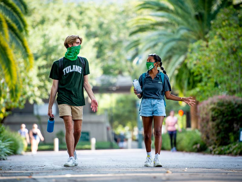 Students Wearing Masks on Campus. Photo: Paula Burch-Celentano